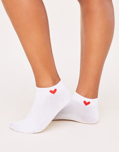 Walkpop Tiny Heart Ankle Socks With Heart Details in color White and shape socks